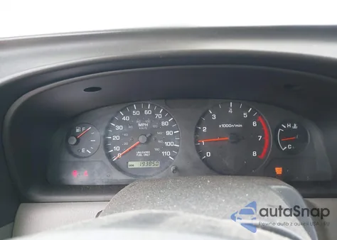 2000 Nissan Xterra Xe/Se z USA, uszkodzony, nr VIN 5N1ED28T9YC565499